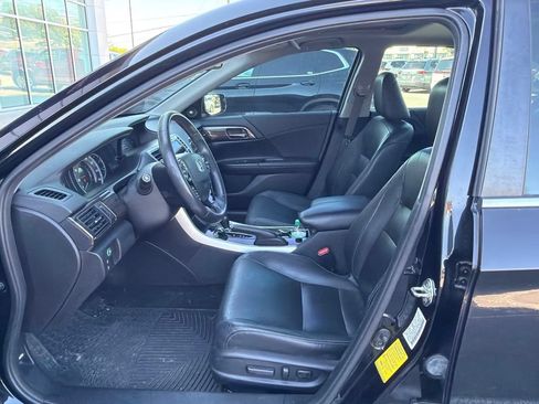 Used 2016 Honda Accord EX-L image 3