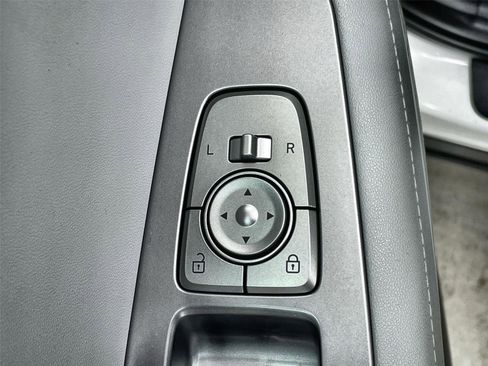 Used 2022 Hyundai Palisade SE w/ Cargo Package image 12