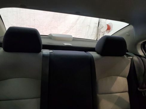 Used 2015 Chevrolet Cruze LS image 21