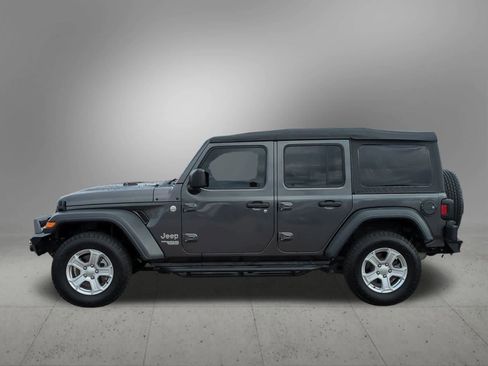 Used 2018 Jeep Wrangler Unlimited Sport S image 3