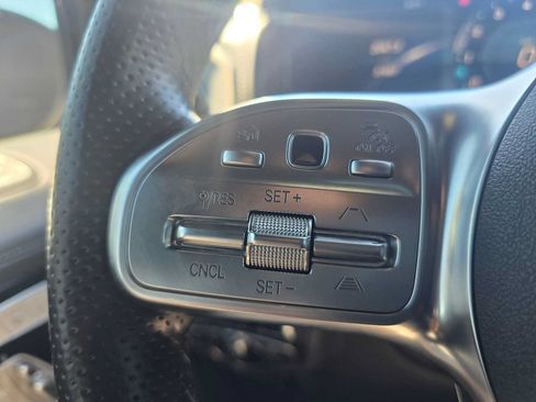 Used 2023 Mercedes-Benz G 550 image 34
