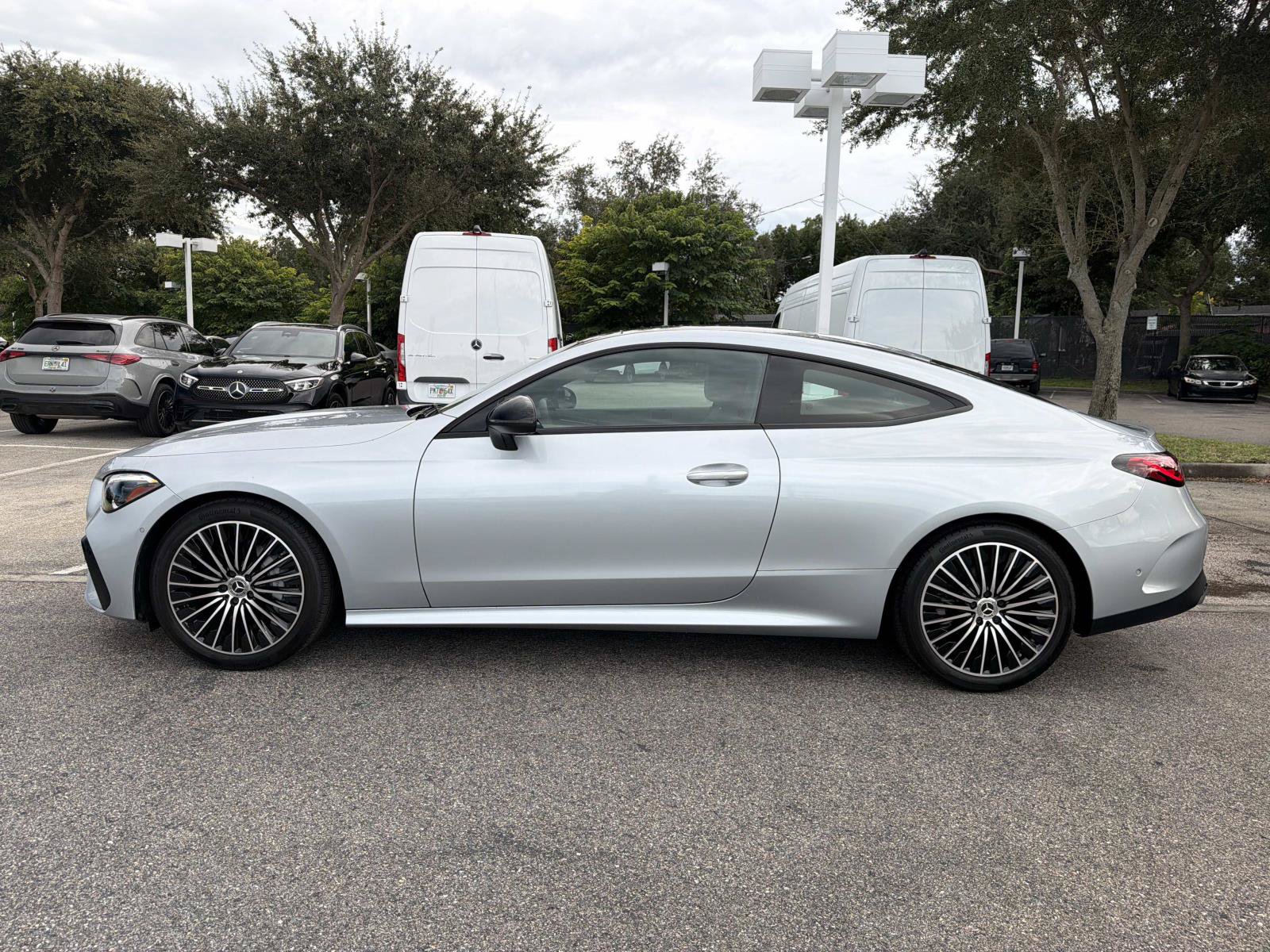 Certified 2024 Mercedes-Benz CLE 300 4MATIC Coupe image 6