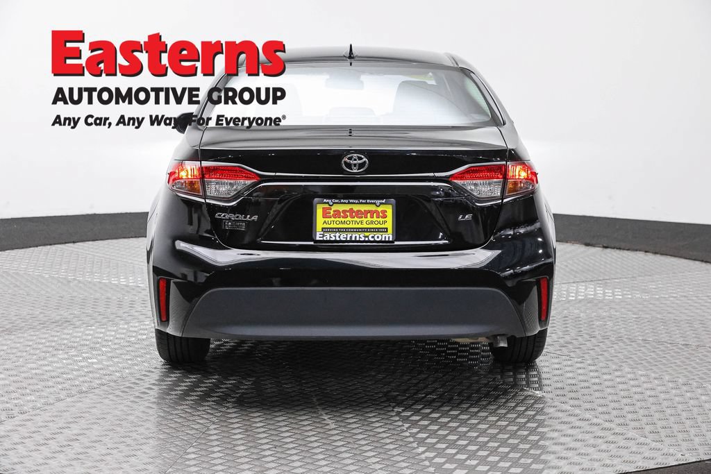 Used 2025 Toyota Corolla LE FWD image 7