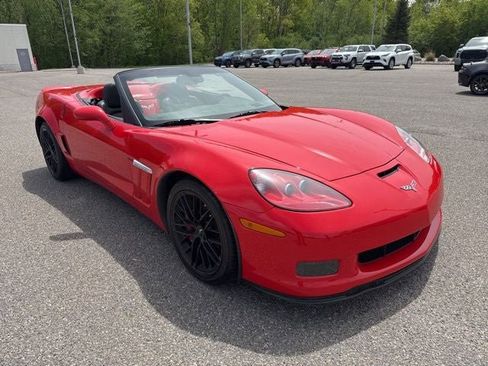 Used 2013 Chevrolet Corvette Grand Sport w/ 3LT Preferred Equipment Group RWD image 3