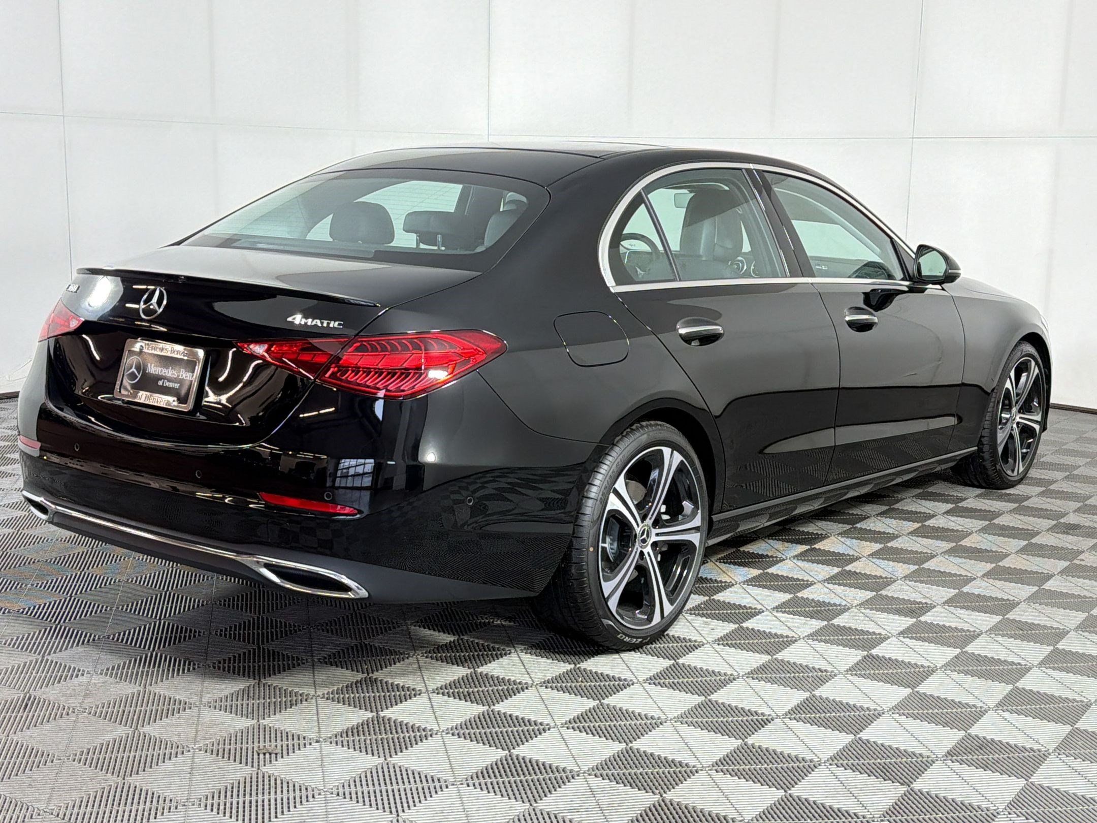 Used 2026 Mercedes-Benz C 300 4MATIC Sedan image 9