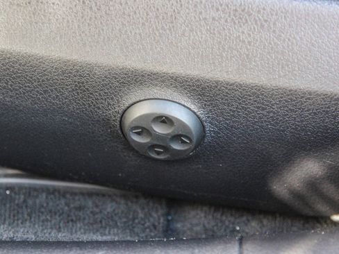 Used 2022 Mercedes-Benz C 300 Sedan image 32