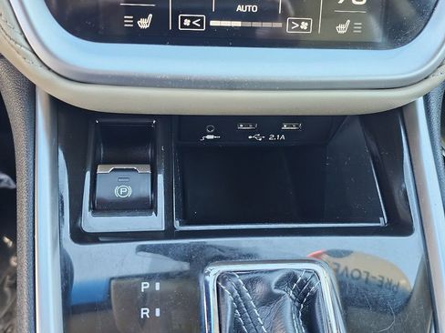 Used 2022 Subaru Outback Limited w/ Popular Package #2 image 30