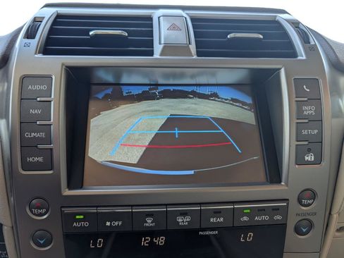 Used 2016 Lexus GX 460 w/ Premium Package AWD/4WD image 17
