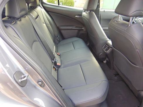 Used 2021 Lexus UX 250h w/ Accessory Package (Z2) image 15