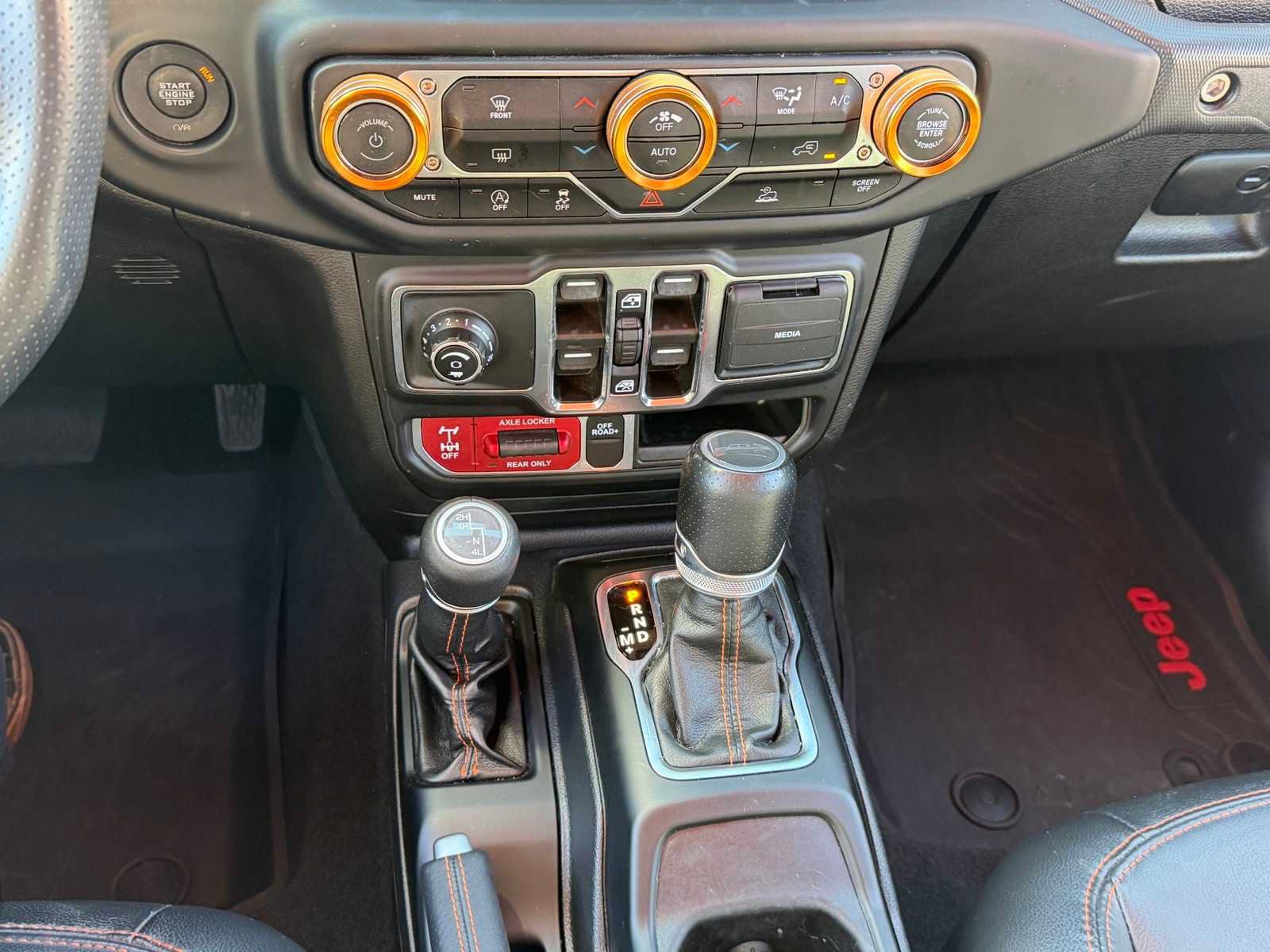 Used 2022 Jeep Gladiator Mojave w/ LED Lighting Group AWD/4WD image 19