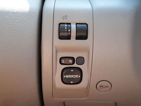 Used 2011 Subaru Forester 2.5X w/ Alloy Wheel Value Pkg AWD/4WD image 26