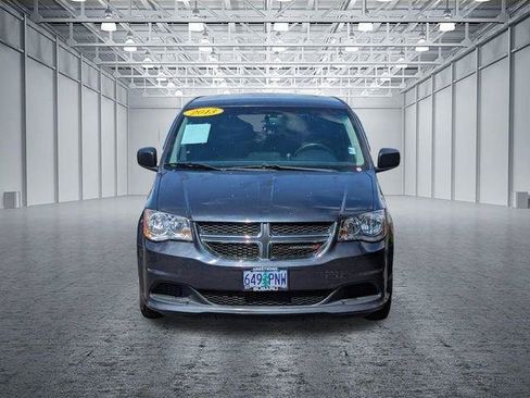 Used 2013 Dodge Grand Caravan American Value Package w/ UConnect Hands-Free Group FWD image 41