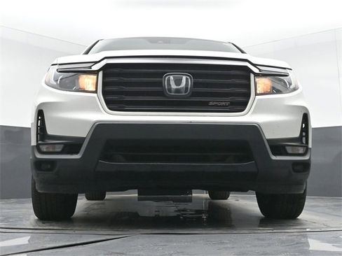 Used 2021 Honda Ridgeline Sport image 25