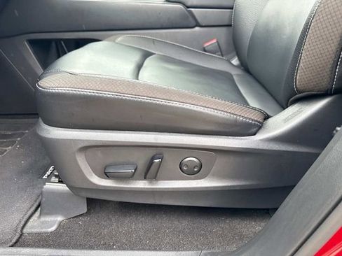 Used 2023 Nissan Pathfinder SL w/ SL Premium Package image 25