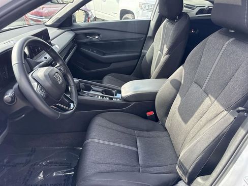 Used 2024 Honda Accord Sport image 18
