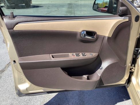 Used 2008 Chevrolet Malibu LS image 30