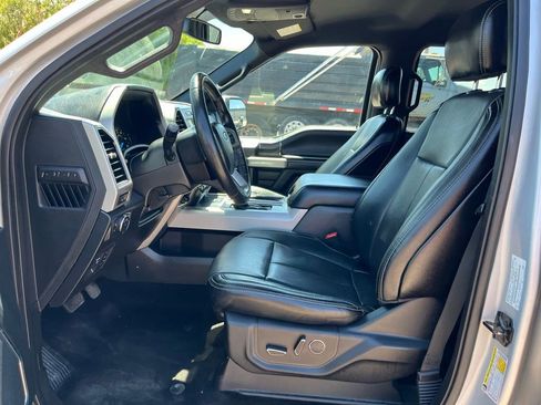 Used 2018 Ford F150 Lariat image 19