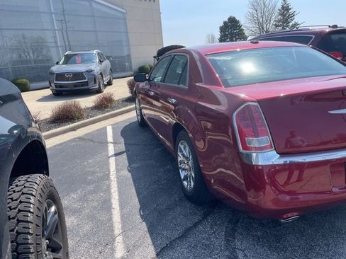 Used 2012 Chrysler 300 Limited image 4