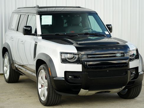 Used 2023 Land Rover Defender 110 X image 57