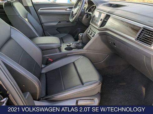 Certified 2021 Volkswagen Atlas SE image 36