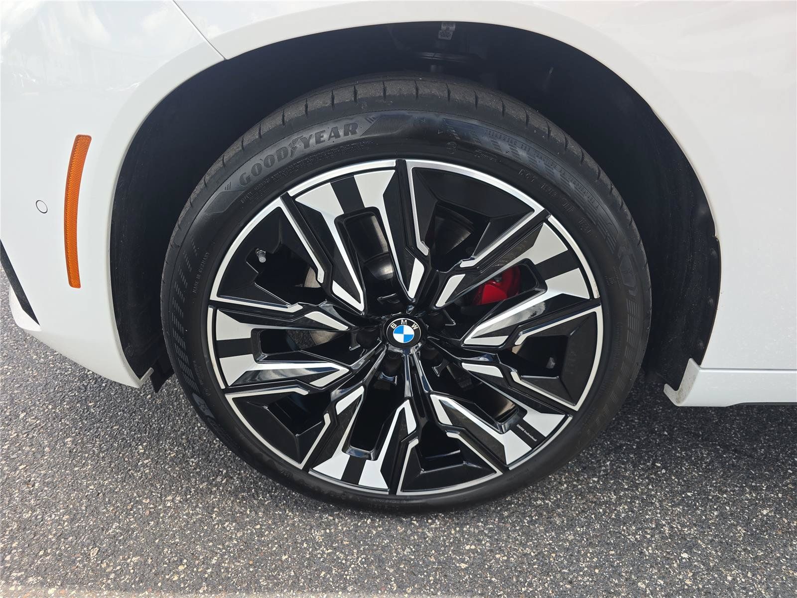Certified 2026 BMW X3 xDrive30i w/ Premium Package AWD/4WD image 7
