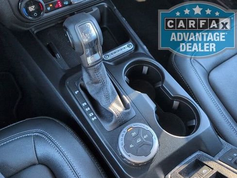 Used 2025 Ford Bronco Outer Banks AWD/4WD image 24