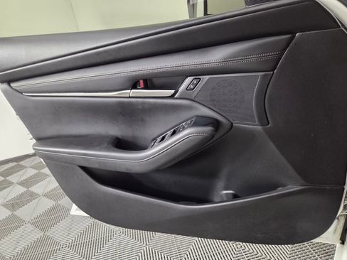 Used 2019 MAZDA MAZDA3 Base image 13