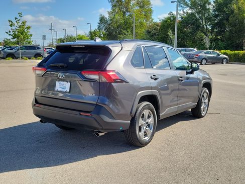 Used 2024 Toyota RAV4 XLE FWD image 6