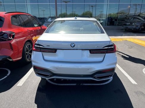 Used 2020 BMW 750i xDrive w/ Executive Package AWD/4WD image 5