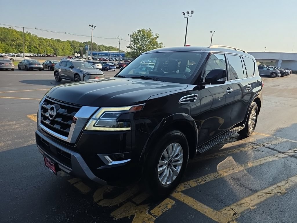 Used 2024 Nissan Armada SV AWD/4WD image 8