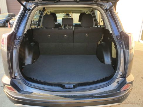 Used 2017 Toyota RAV4 XLE image 51