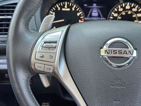 Used 2016 Nissan Altima 2.5 SR w/ LED Appearance Package FWD image 19