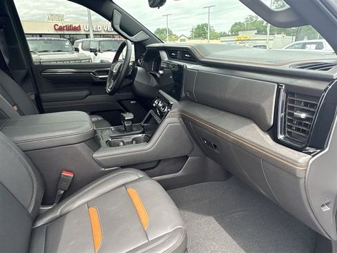 Used 2026 GMC Sierra 1500 AT4 w/ AT4 Premium Package AWD/4WD image 29
