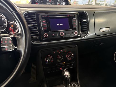 Used 2014 Volkswagen Beetle R-Line FWD image 43