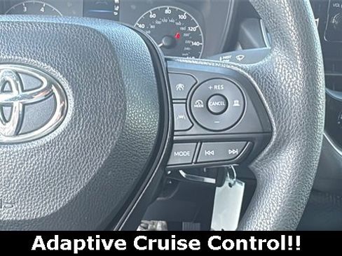 Used 2024 Toyota Corolla LE image 5