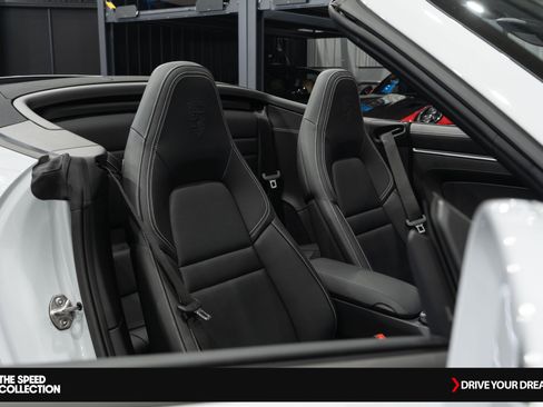 Used 2024 Porsche 911 Carrera S image 22