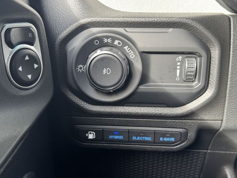 Used 2025 Jeep Wrangler Unlimited Sport S 4xe image 32