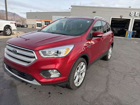 Used 2019 Ford Escape Titanium image 15