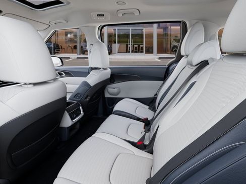 New 2026 Kia Carnival SX Prestige FWD image 19