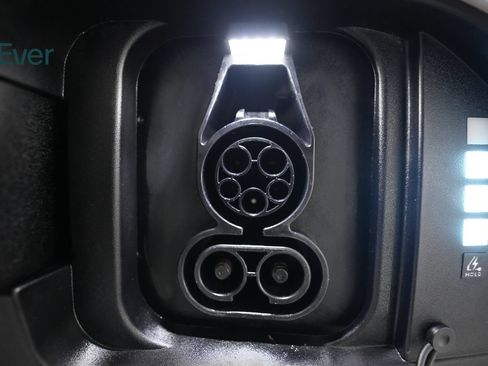 Used 2025 Hyundai Kona SEL FWD image 10