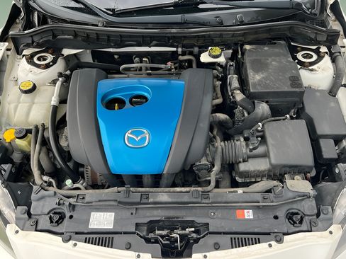 Used 2012 MAZDA MAZDA3 i Touring FWD image 10