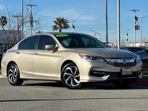 Used 2017 Honda Accord EX-L image 2