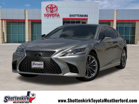 Used 2018 Lexus LS 500 w/ Luxury Package RWD image 1