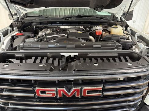 Used 2022 GMC Sierra 3500 AT4 w/ AT4 Preferred Package image 45