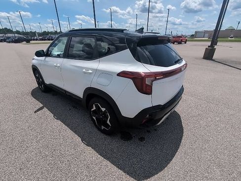 Used 2025 Kia Seltos S FWD image 7