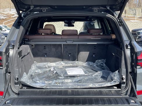 New 2026 BMW X5 xDrive40i w/ M Sport Package image 17