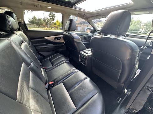 Used 2017 Nissan Murano Platinum w/ Platinum Technology Package FWD image 14