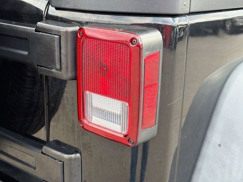 Used 2017 Jeep Wrangler Sport w/ Quick Order Package 24S image 12