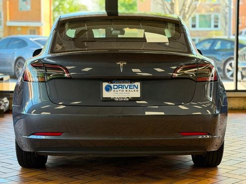 Used 2023 Tesla Model 3 Standard Range RWD image 9