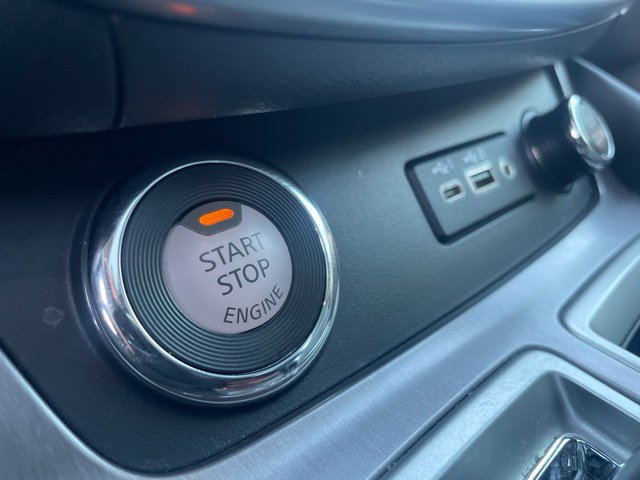 Used 2024 Nissan Murano SL FWD image 14